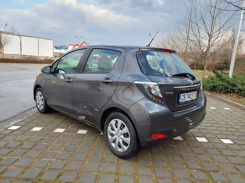 Toyota Yaris 1.0i Фейслифт/Euro5B Image 3