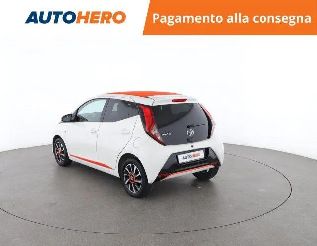 TOYOTA Aygo 1.0 VVT-i 72 CV 5p. x-play Image 4